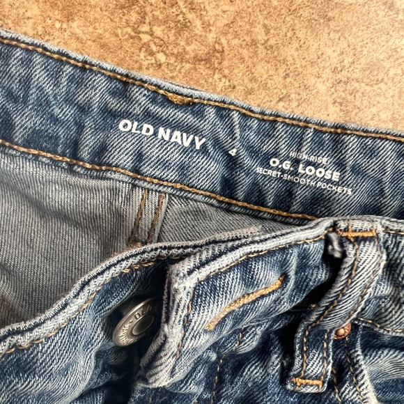 Old navy jeans - Picture 3 of 3